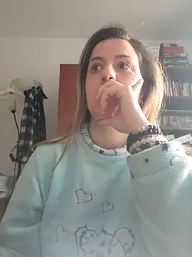 Snapshot of Sareyxon chatting on December 2025 08:19:02 AM Sareyxon online show from December 2025 08:19:02 AM