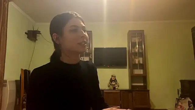 Snapshot of stealurheartgirl chatting on December 2025 06:25:01 PM stealurheartgirl online show from December 2025 06:25:01 PM