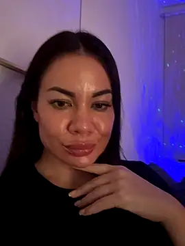 Snapshot of AsianDreamx chatting on December 2025 07:30:02 PM AsianDreamx online show from December 2025 07:30:02 PM