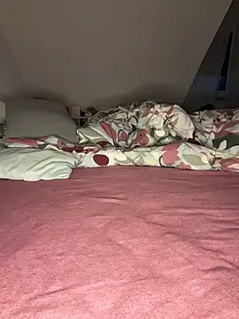 Me Jason X69 online show from December 2025 04:01:02 PM