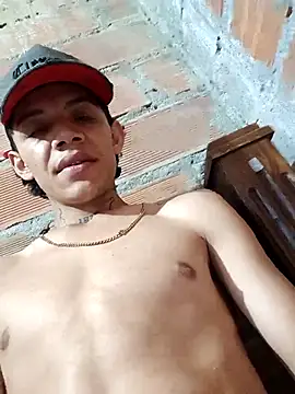 Snapshot of daniel_garzon chatting on November 2025 10:35:01 PM daniel garzon online show from November 2025 10:35:01 PM