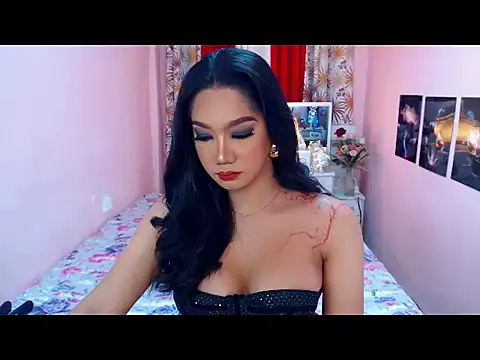 Snapshot of UrScreenGoddess chatting on May 2026 12:29:01 AM UrScreenGoddess online show from May 2026 12:29:01 AM