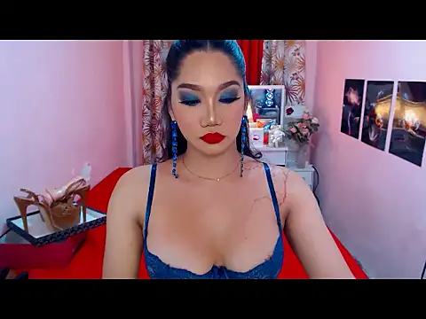 Snapshot of UrScreenGoddess chatting on June 2026 12:38:01 AM UrScreenGoddess online show from June 2026 12:38:01 AM