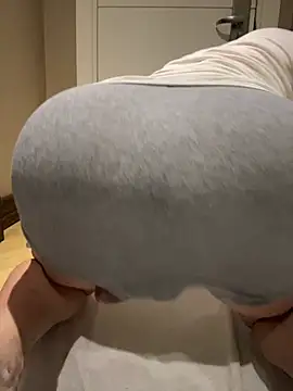 Snapshot of tbgs chatting on January 2026 04:11:01 PM tbgs online show from January 2026 04:11:01 PM