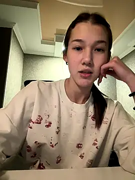 lilXdomii online show from December 2025 09:30:01 PM