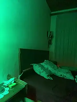 Petebulimia online show from April 2026 08:00:02 AM