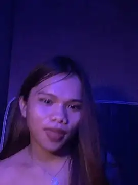 Yourtransalexa25 online show from December 2025 02:33:01 PM