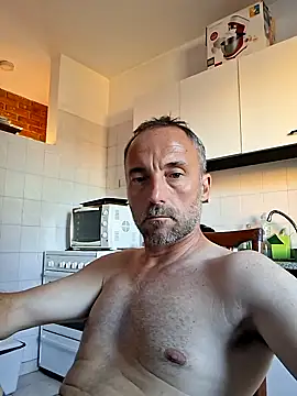 marianyco online show from December 2025 10:19:01 PM