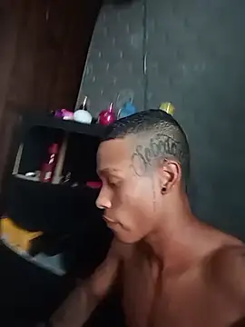 Snapshot of Negok1ng17cm chatting on December 2025 02:00:02 PM Negok1ng17cm online show from December 2025 02:00:02 PM