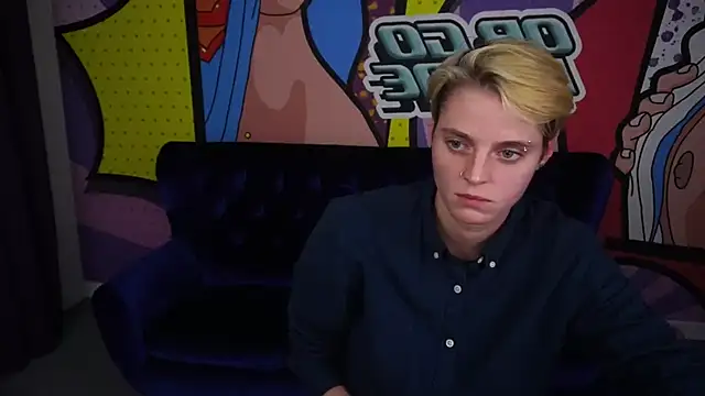 Snapshot of RoxyFlamee chatting on December 2025 03:29:01 PM RoxyFlamee online show from December 2025 03:29:01 PM