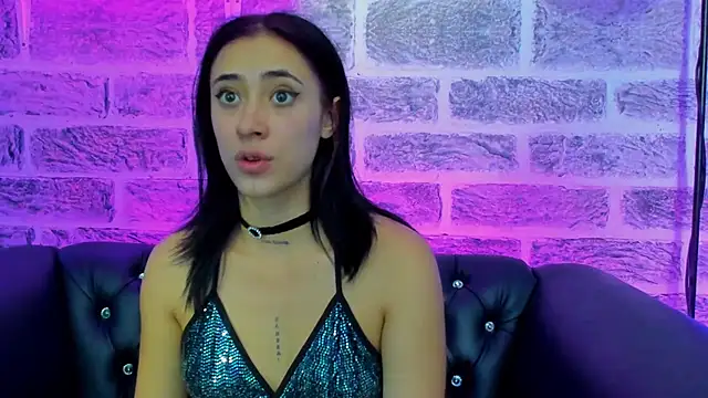 Snapshot of Ariana_collinss chatting on May 2026 07:40:02 PM Ariana collinss online show from May 2026 07:40:02 PM
