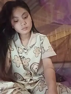 Snapshot of Hilary-123 chatting on May 2026 09:00:02 PM Hilary-123 online show from May 2026 09:00:02 PM