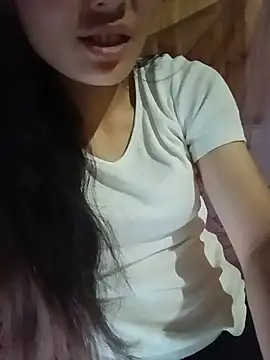 Snapshot of Hilary-123 chatting on July 2026 02:14:01 AM Hilary-123 online show from July 2026 02:14:01 AM