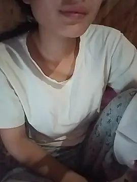 Snapshot of Hilary-123 chatting on July 2026 02:48:02 AM Hilary-123 online show from July 2026 02:48:02 AM