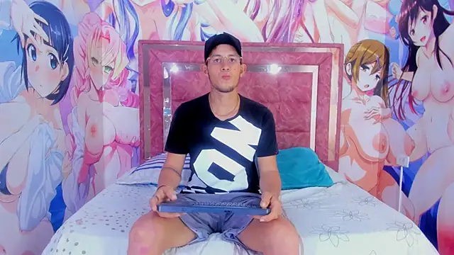 Snapshot of SteelAdonis_ chatting on December 2025 12:43:02 PM SteelAdonis online show from December 2025 12:43:02 PM