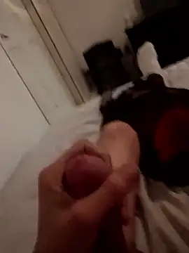 Snapshot of cmoneyyy021 chatting on February 2026 09:18:02 PM cmoneyyy021 online show from February 2026 09:18:02 PM