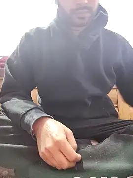 AlphaAura460 online show from December 2025 02:42:01 AM