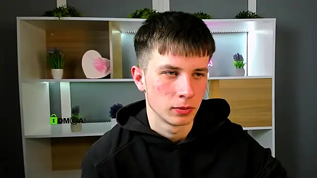 Snapshot of leo_valor chatting on March 2026 06:42:02 PM leo valor online show from March 2026 06:42:02 PM