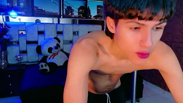 StormLuxX online show from January 2026 07:52:02 PM