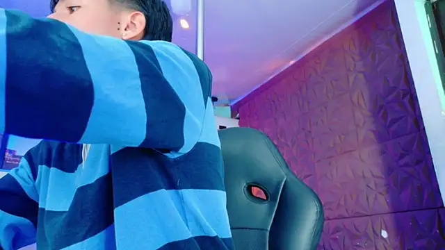 StormLuxX online show from February 2026 06:39:01 PM