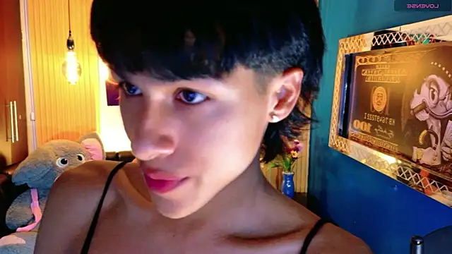 Snapshot of StormLuxX chatting on April 2026 02:23:02 PM StormLuxX online show from April 2026 02:23:02 PM