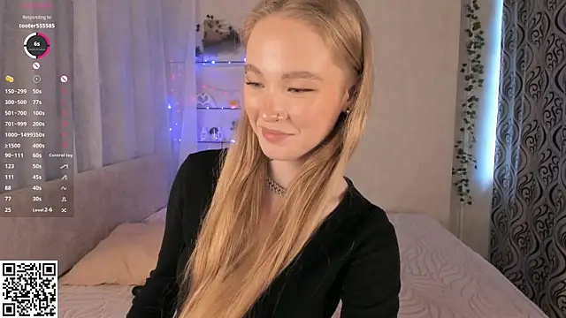 Snapshot of MaireLanda chatting on May 2026 01:38:02 PM MaireLanda online show from May 2026 01:38:02 PM
