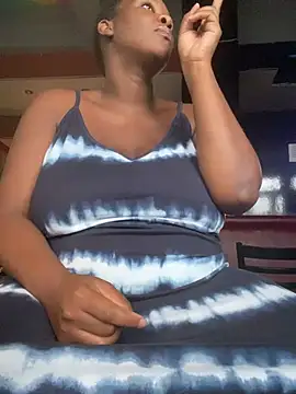 Snapshot of GiantClithpee chatting on December 2024 09:00:02 PM GiantClithpee online show from December 2024 09:00:02 PM