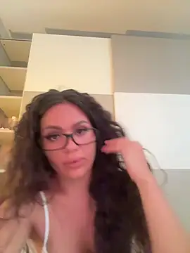 Snapshot of SiennaLuxexx chatting on July 2026 04:42:02 PM SiennaLuxexx online show from July 2026 04:42:02 PM