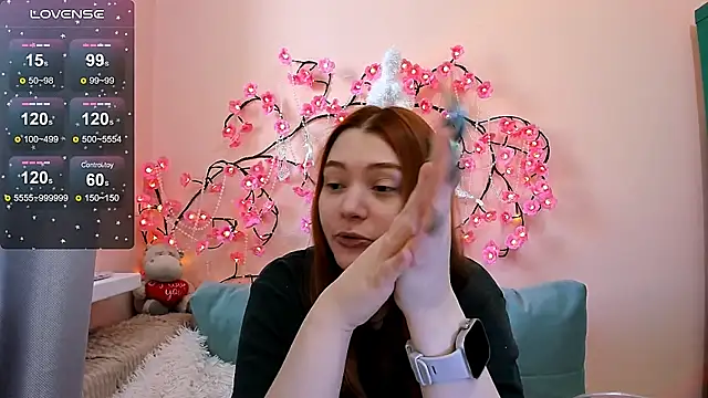 Ungoliant Kiss online show from February 2026 12:20:02 PM