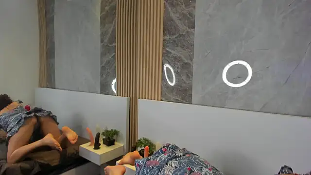 MissSavage  online show from December 2025 07:30:02 PM