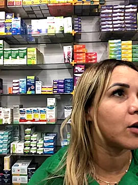 Imoly69 online show from December 2025 06:47:02 PM