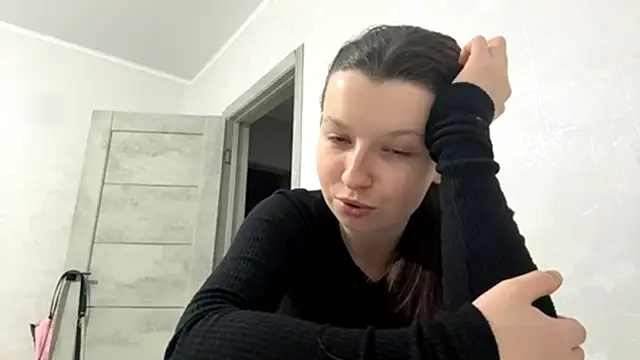 EllieBerrie online show from December 2025 08:16:02 PM