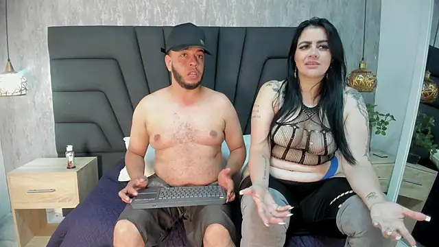 Spencer LunaBigtits online show from December 2025 09:02:01 PM