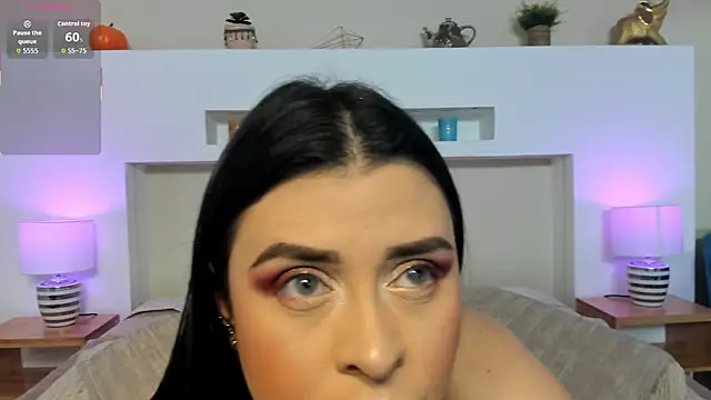 AnikaRomanoff  online show from January 2026 11:26:01 AM