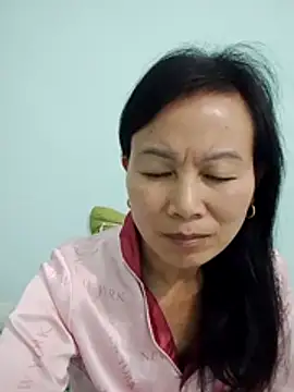 Lili-123k online show from December 2025 01:10:01 AM