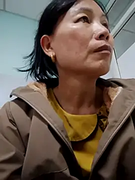 Snapshot of Lili-123k chatting on February 2026 08:30:02 AM Lili-123k online show from February 2026 08:30:02 AM