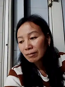 Snapshot of Lili-123k chatting on February 2026 10:35:02 PM Lili-123k online show from February 2026 10:35:02 PM