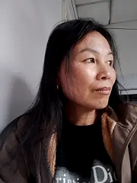 Snapshot of Lili-123k chatting on February 2026 03:32:02 AM Lili-123k online show from February 2026 03:32:02 AM