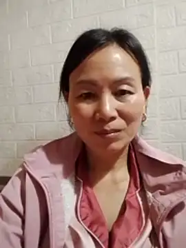 Snapshot of Lili-123k chatting on February 2026 03:11:01 AM Lili-123k online show from February 2026 03:11:01 AM