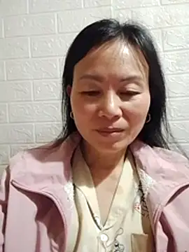 Snapshot of Lili-123k chatting on February 2026 08:36:01 PM Lili-123k online show from February 2026 08:36:01 PM