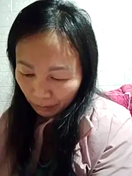 Snapshot of Lili-123k chatting on February 2026 07:21:01 PM Lili-123k online show from February 2026 07:21:01 PM