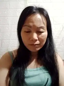 Snapshot of Lili-123k chatting on February 2026 03:29:02 PM Lili-123k online show from February 2026 03:29:02 PM