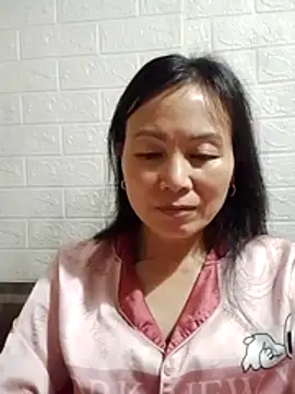 Snapshot of Lili-123k chatting on February 2026 12:39:02 PM Lili-123k online show from February 2026 12:39:02 PM