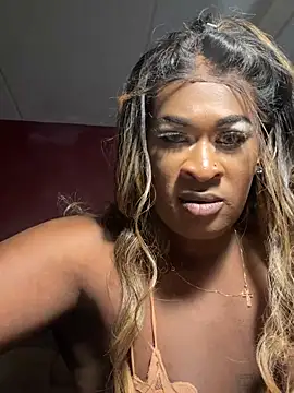 Snapshot of PreddiParis00 chatting on July 2026 11:56:02 AM PreddiParis00 online show from July 2026 11:56:02 AM