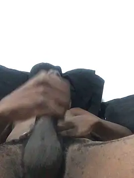 Snapshot of Pound5King chatting on April 2026 08:02:01 PM Pound5King online show from April 2026 08:02:01 PM