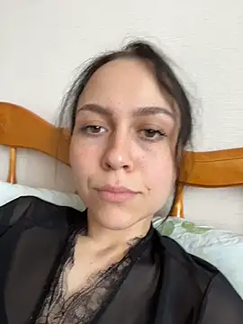 Snapshot of MonicaMercer chatting on May 2026 07:26:02 AM MonicaMercer online show from May 2026 07:26:02 AM