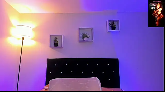 Snapshot of Victoria_Rose_ chatting on May 2026 08:07:01 PM Victoria Rose online show from May 2026 08:07:01 PM