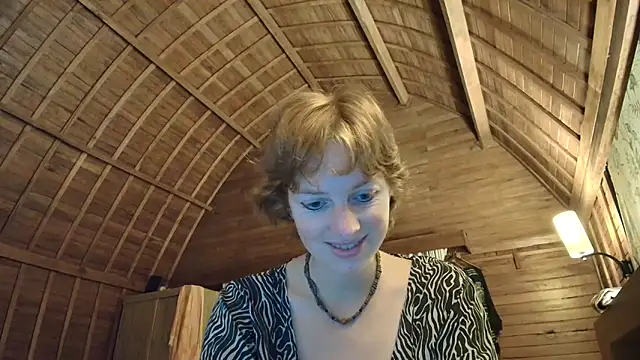 Snapshot of Ida-Rose chatting on February 2026 08:57:02 AM Ida-Rose online show from February 2026 08:57:02 AM