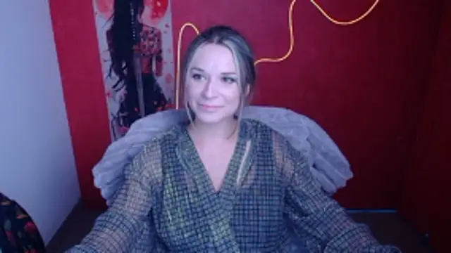Melodie Aster online show from February 2026 12:37:02 PM