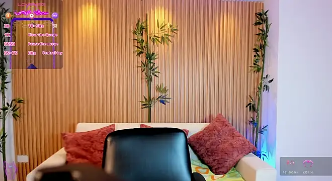 TiffanyHoustton online show from April 2026 12:17:02 PM